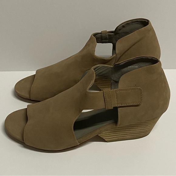 Eileen Fisher Iris Tan Tumbled Nubuck Leather Peep Toe Stacked Heel Sandals 9 - Picture 3 of 5